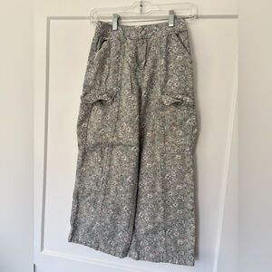 Levi’s High Rise Baggy Dainty Floral Twill Cargo Jean